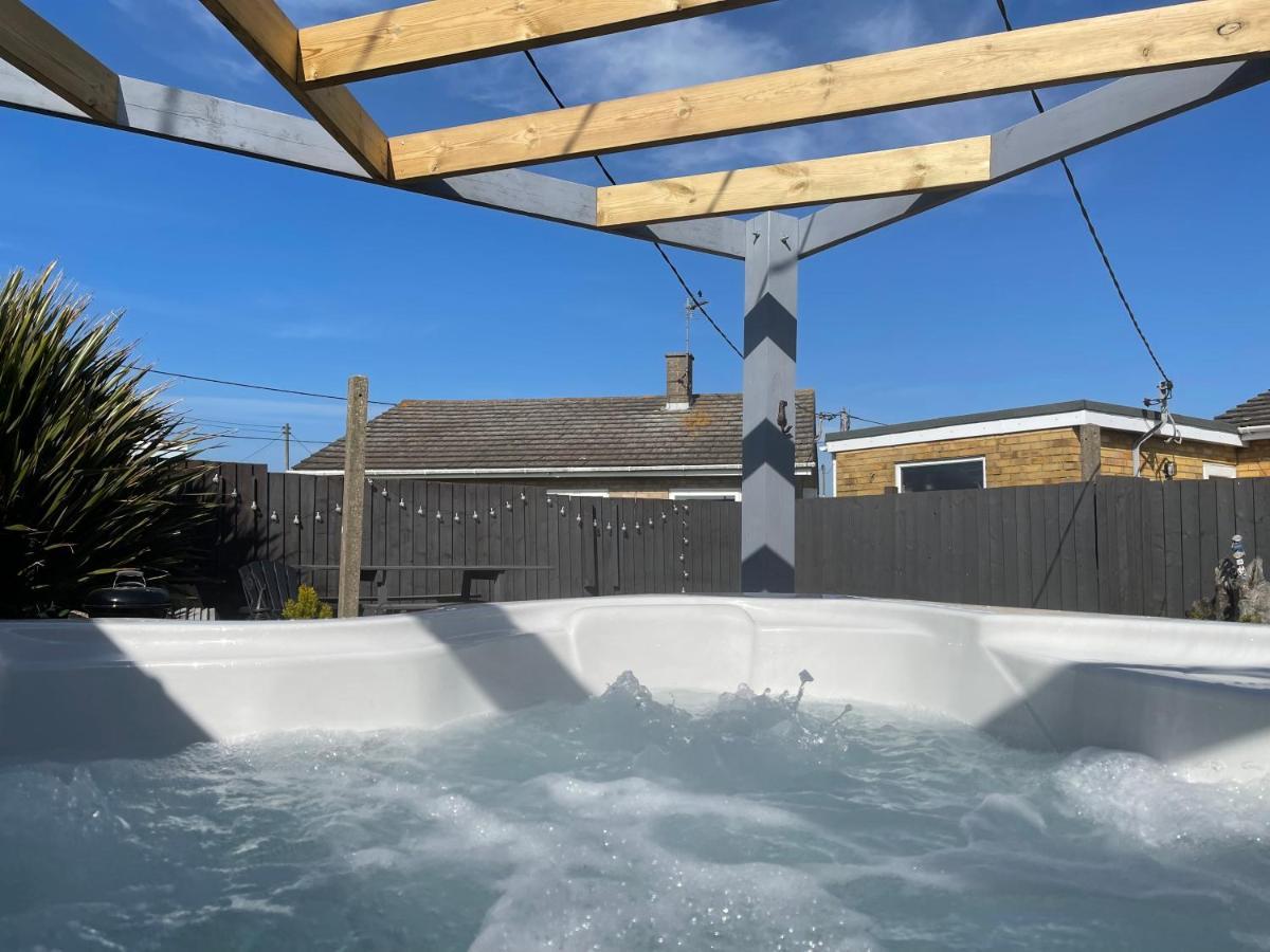 Dog Friendly Cottage 2 Mins To Beach With Hot Tub And Zappi Ev Lessingham Exteriér fotografie