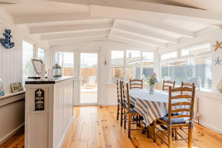 Dog Friendly Cottage 2 Mins To Beach With Hot Tub And Zappi Ev Lessingham Exteriér fotografie